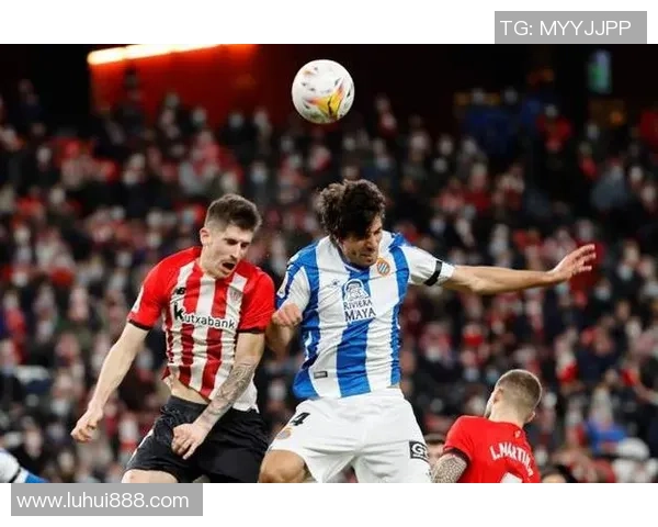 尤尔加登与赫根的激烈对决分析及赛季表现比较